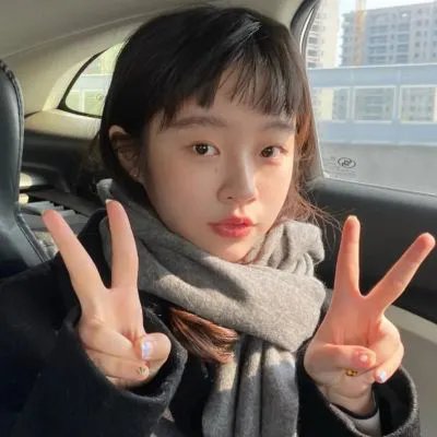 商谍